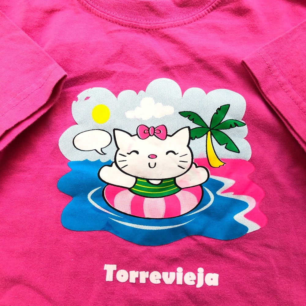 Vintage 90’s Hello Kitty Graphic Tee Shirt